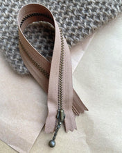 Cremallera 23 cm Petiteknit