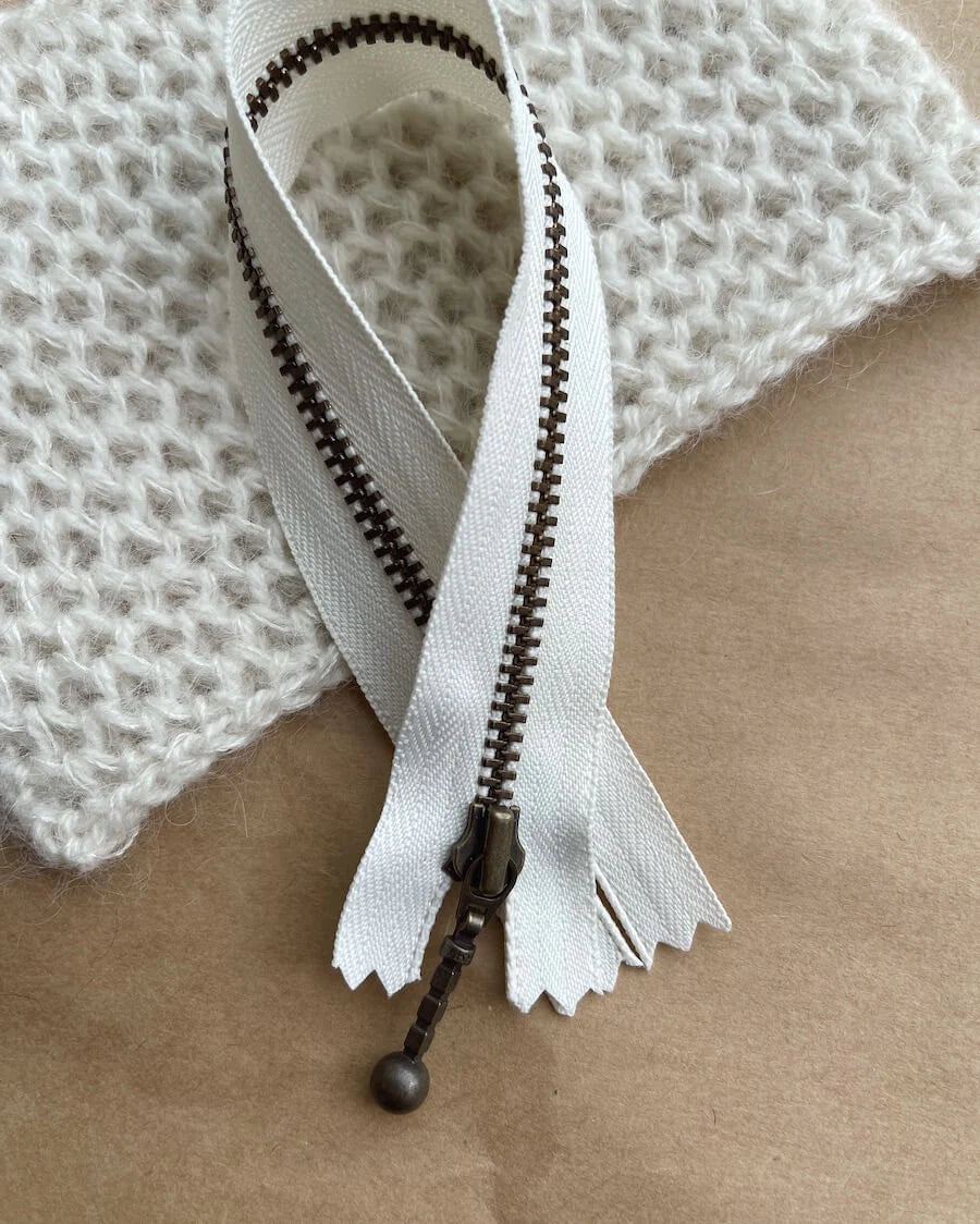 Cremallera 23 cm Petiteknit